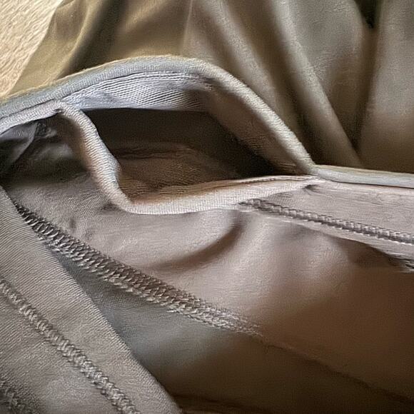 Lululemon Speed Up Tight Full On Luxtreme 28" Dark Olive green size 12 - Picture 9 of 15